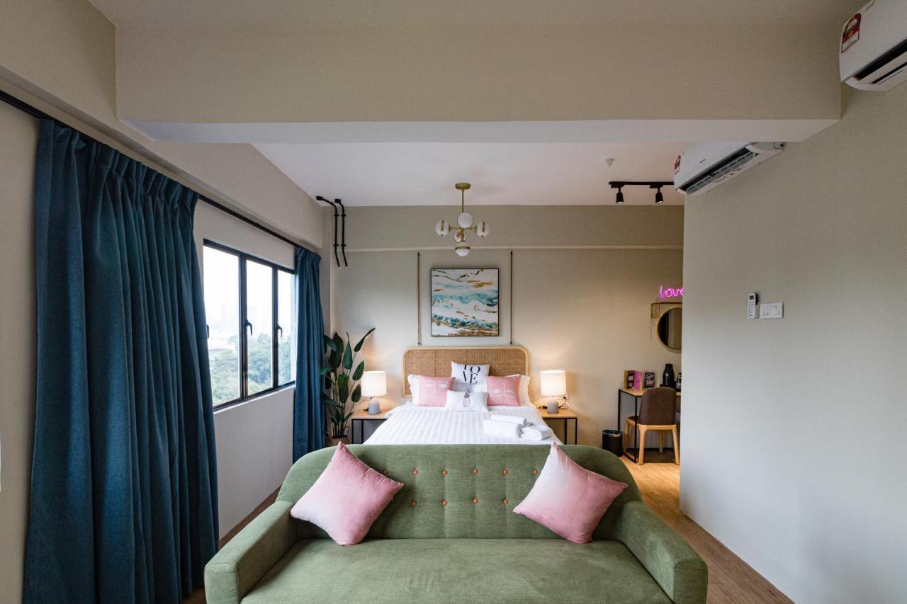 Junior Suite,1584821678:JPEG